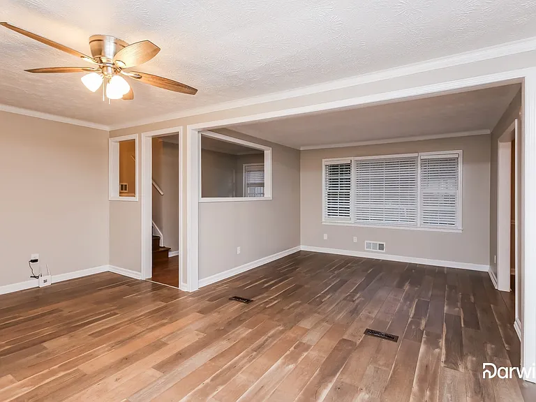 3901 Hanover Ct — Photo 6
