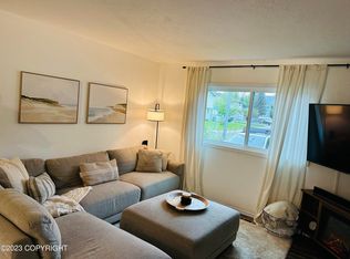 7724 Snow View Dr, Anchorage, AK 99507