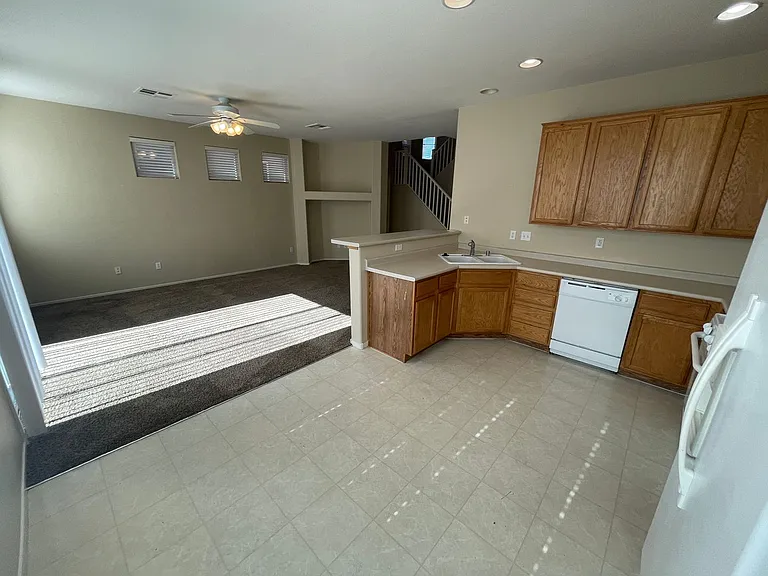 8141 Marshall Canyon Dr — Photo 17
