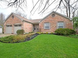4194 Woodknoll Dr, Batavia, OH 45103