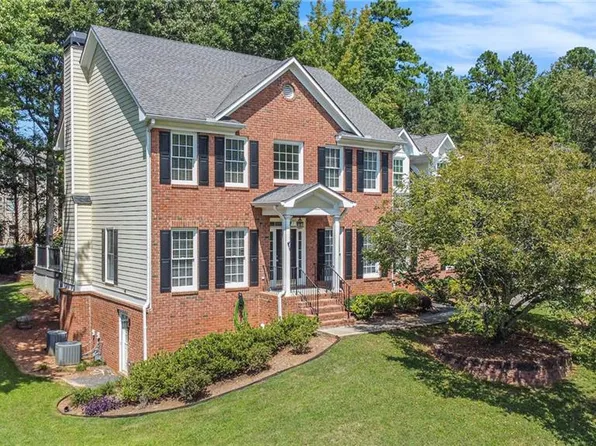 2045 Crossover Dr, Cumming, GA 30040