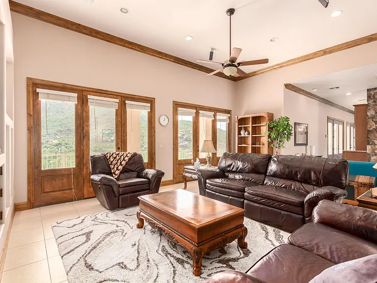 6770 E Skyline Dr — Photo 56
