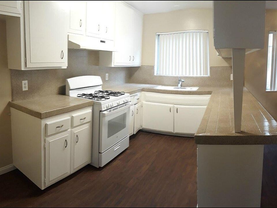 1st image of 812 N Azusa Ave APT 8