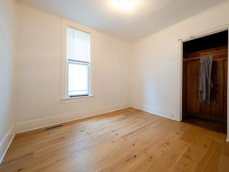 2224 26th Ave S #1 — Photo 17