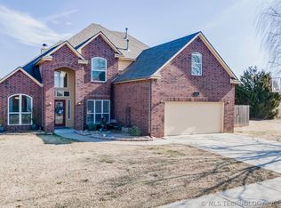 2701 S 13th St, Broken Arrow, OK 74012
