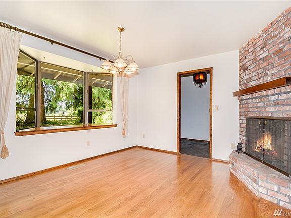 5th image of 18703 SE 400th St