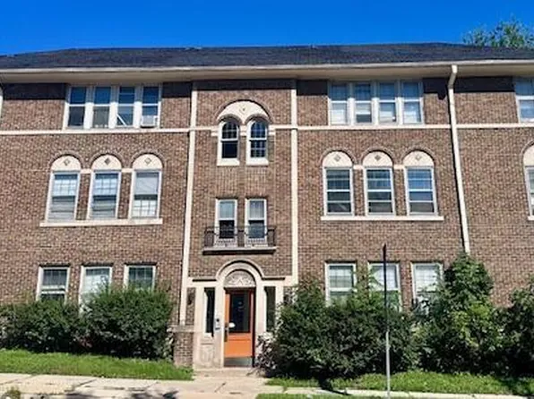 3070 North Oakland AVENUE, Milwaukee, WI 53211