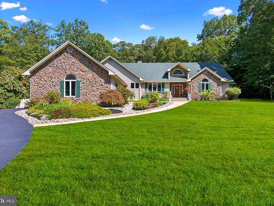 24 Fox Haven Ln, Mullica Hill, NJ 08062 | Zillow