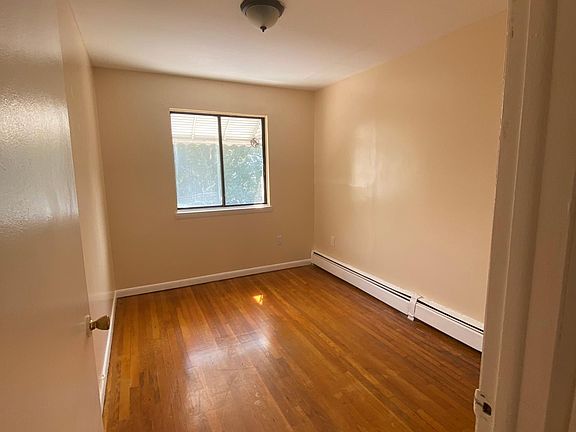 2nd image of 2349 Quimby Ave Floor 2