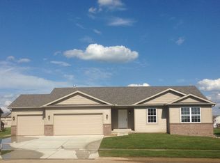 2412 Corinth Ln, Normal, IL 61761