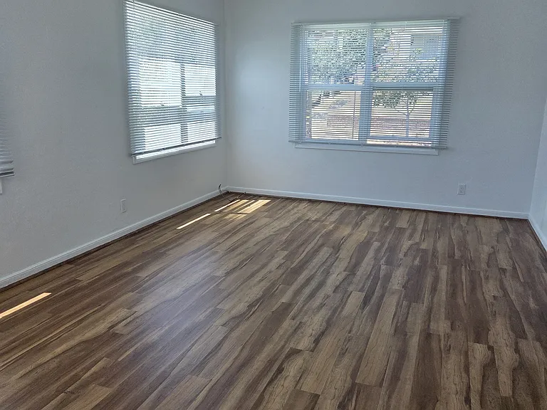 1051 Castro St #1 — Photo 13