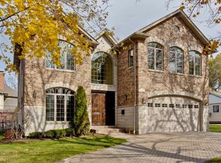 1124 Greenwood Ave, Deerfield, IL 60015