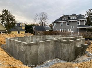 211 Brighton Ave, Spring Lake, NJ 07762