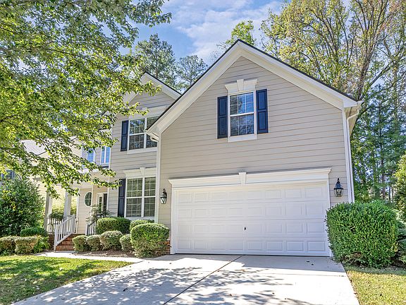 4th image of 2103 Templeton Gap Dr