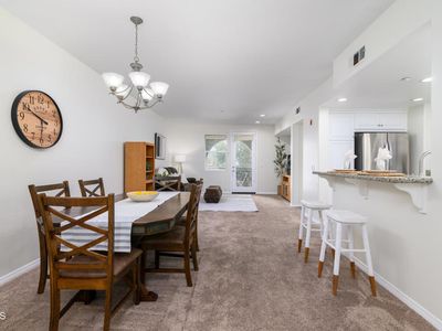 208 Riverdale Ct APT 707, Camarillo, CA, 93012