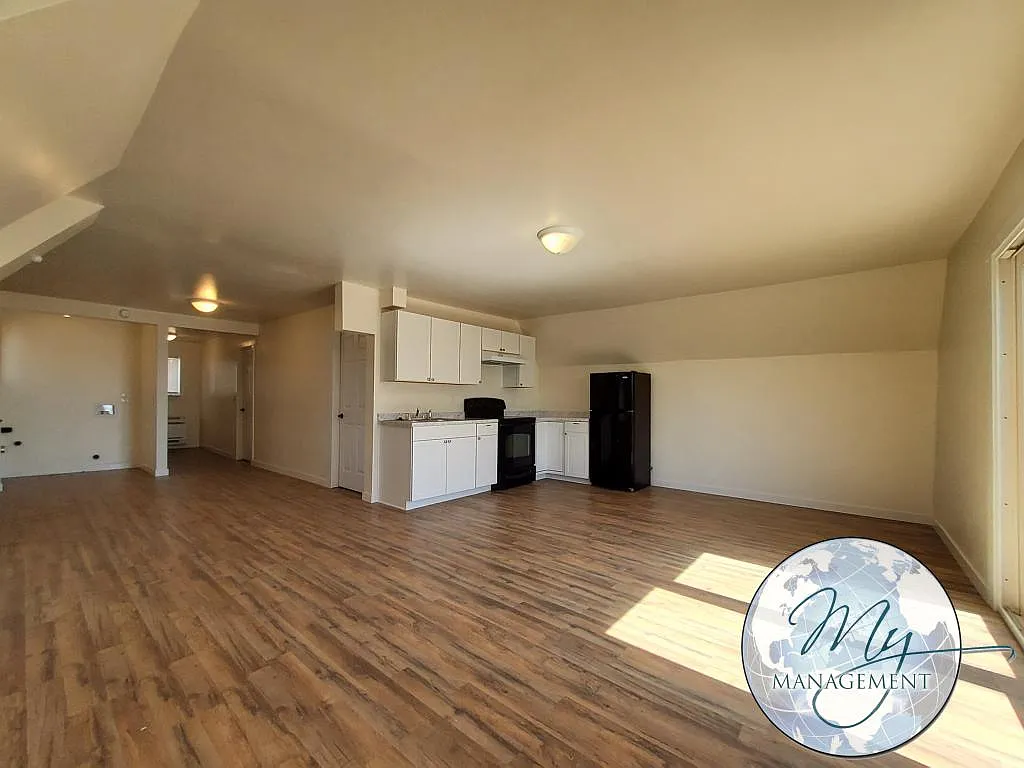 $1255 | 2-bed 1-bath House | 396 N 300 W Jerome, ID 83333 — Photo 2