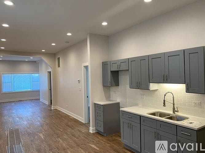 1st image of 3331 S Ashland Ave #1F