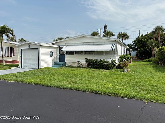 3rd image of 2580 Highway A1a #3A