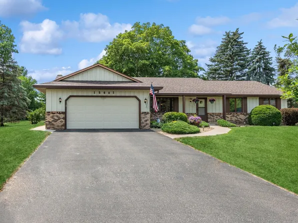 15681 Heywood Ct, Apple Valley, MN 55124