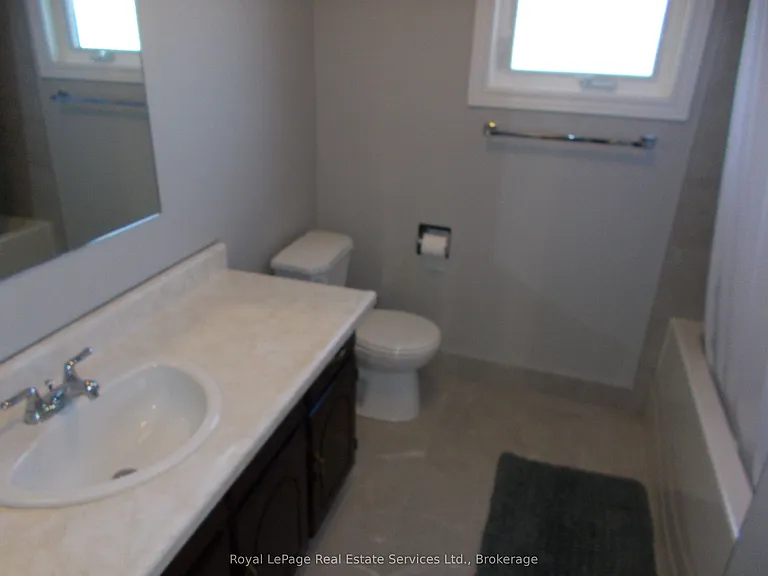 2208 Golden Briar Trl — Photo 9