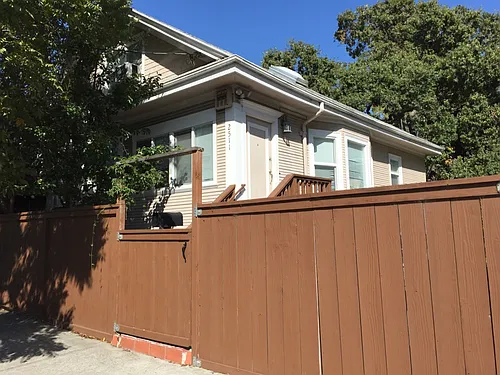 2511 McGee Ave Photo 1
