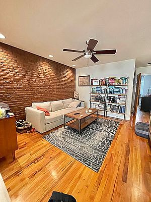 1st image of 496 Henry St APT 3
