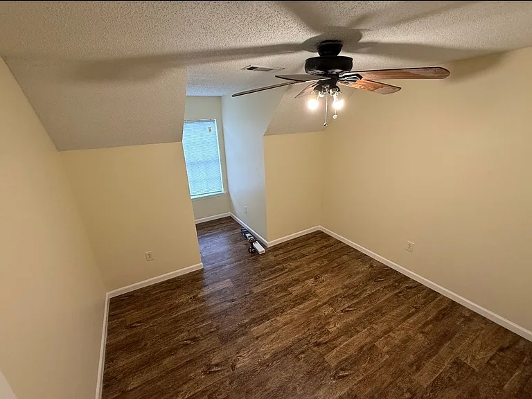 2254 Mangum Rd — Photo 11