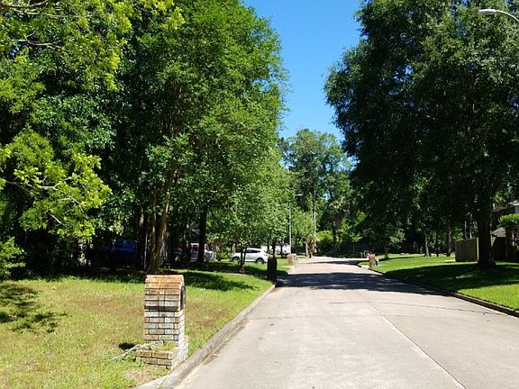 4th image of 5703 Manor Forest Dr