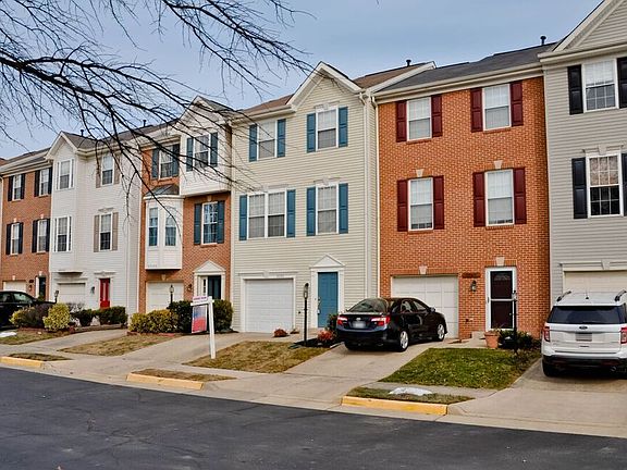 5th image of 43194 Lawnsberry Sq