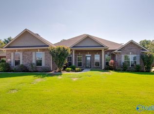 100 Maplebrook Dr, Madison, AL 35756