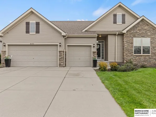 8151 N 159th St, Bennington, NE 68007