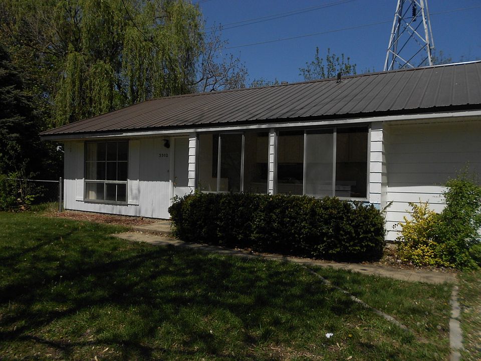 3302 Ridgewood