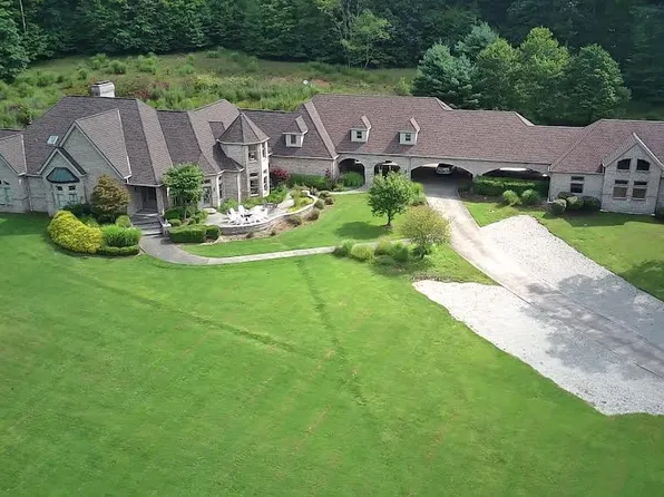 3353 National Pike, Farmington, PA 15437