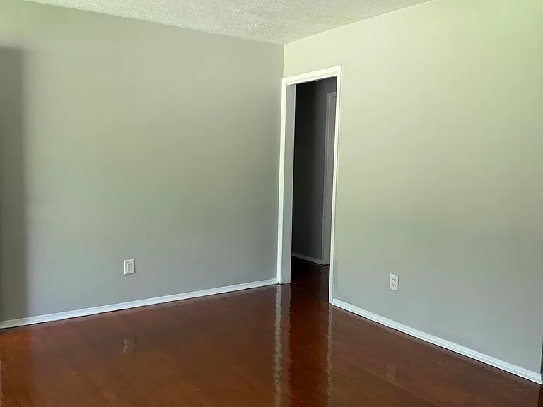 2745 Marydale Dr — Photo 6