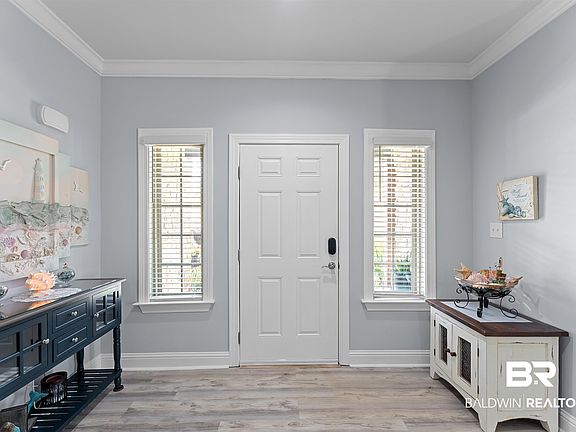4th image of 903 Holmes Ave #903