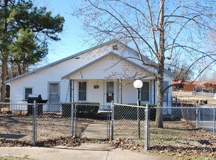 208 Mann St, Bernie, MO 63822
