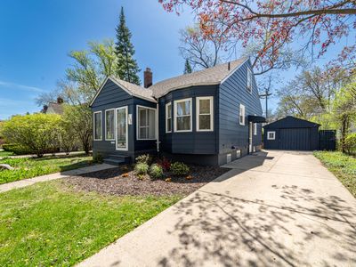 2193 Cambridge Rd, Berkley, MI, 48072