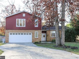 3330 Burnt Mill Dr, Vineland, NJ 08360
