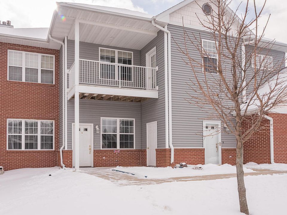 1st image of 697 W Dekora St