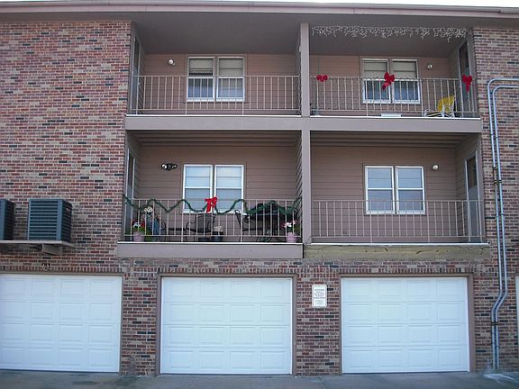 2nd image of 9036 Ohio St APT 3
