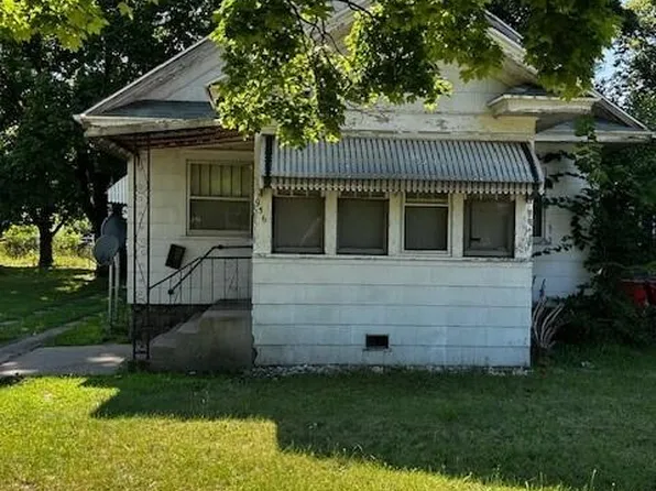 956 Union Ave, Benton Harbor, MI 49022