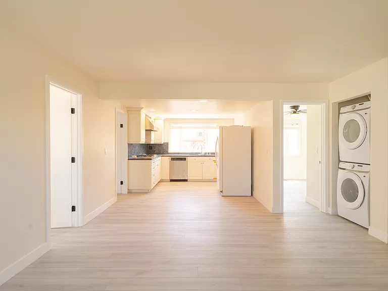 5115-21 Remington Road - 5117 — Photo 6