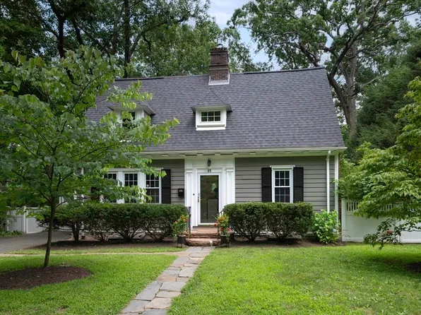 85 Woodlawn Ave, Northampton, MA 01060