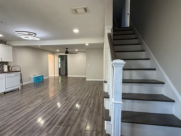 308 Anderson Ave — Photo 6