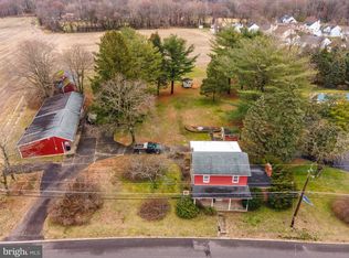 90 Peters Ln, Blackwood, NJ 08012