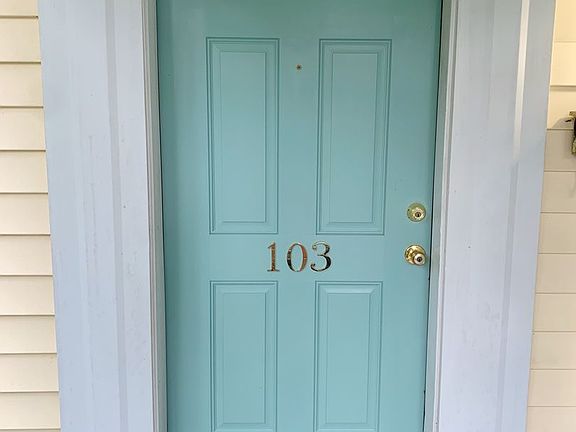 4th image of 103 N Jarvis St