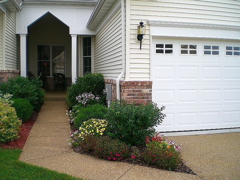 Private front porch