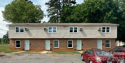 2667 Dr Carver Rd Photo 1
