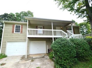 243 Sweetwater Ln, Powder Springs, GA 30127