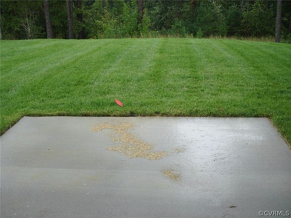 5th image of 871 Parkland Pl